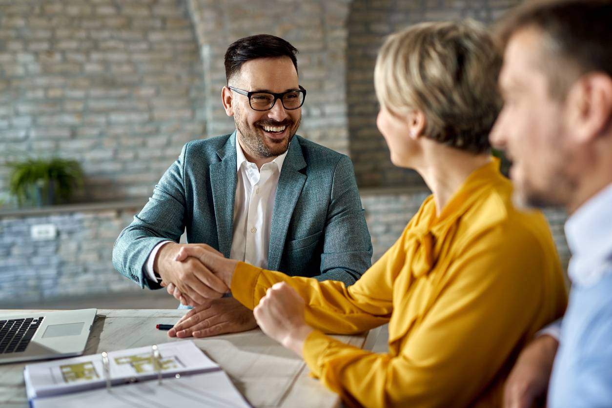 Comment évoluer dans sa carrière d&rsquo;agent immobilier ?